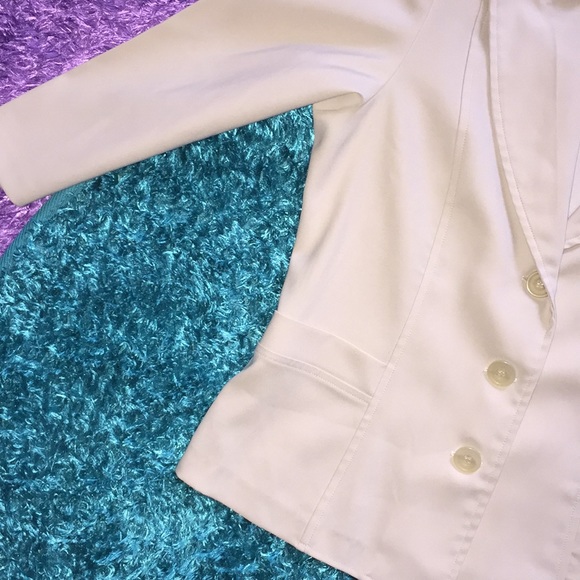 Marianne faded tan blazer - Picture 3 of 9